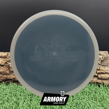 Lucid Judge - Ghosty Goodness
disc golf disc